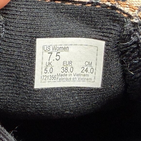 Vans Sneakers Women's Size 7.5 Cheetah Print Slip On Retro Athletic Skate Shoes - Picture 11 of 11